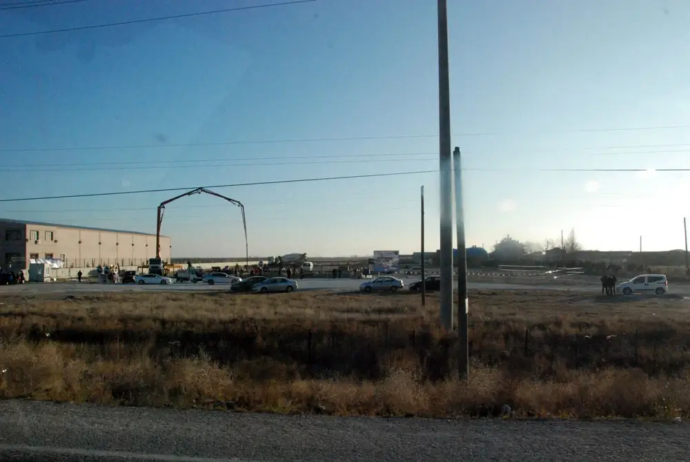 Akinrobotics Dunyanin Ilk Insansi Robot Fabrikasi Temel Atma Toreni 066